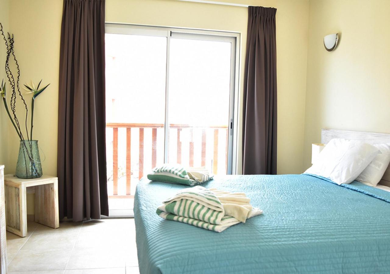 Palapa Beach Resort Curacao Jan Thiel Екстериор снимка