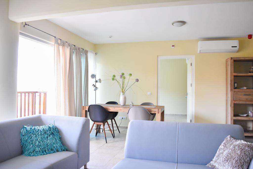 Palapa Beach Resort Curacao Jan Thiel Екстериор снимка