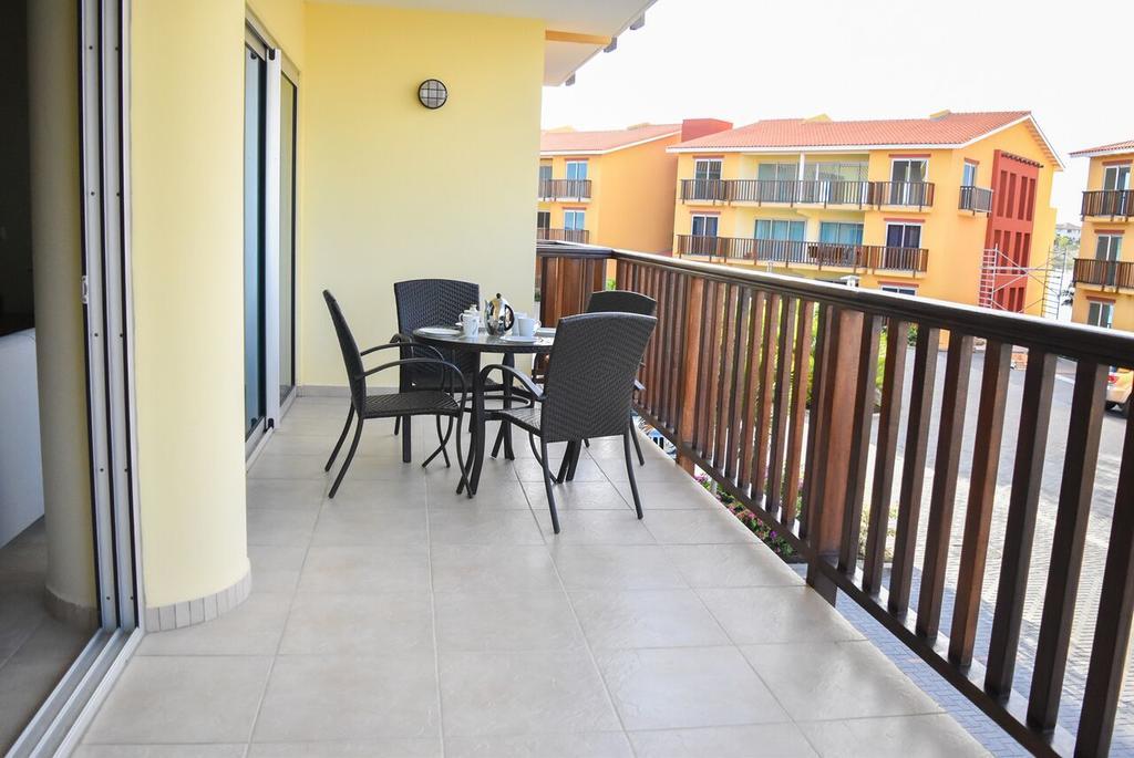 Palapa Beach Resort Curacao Jan Thiel Екстериор снимка